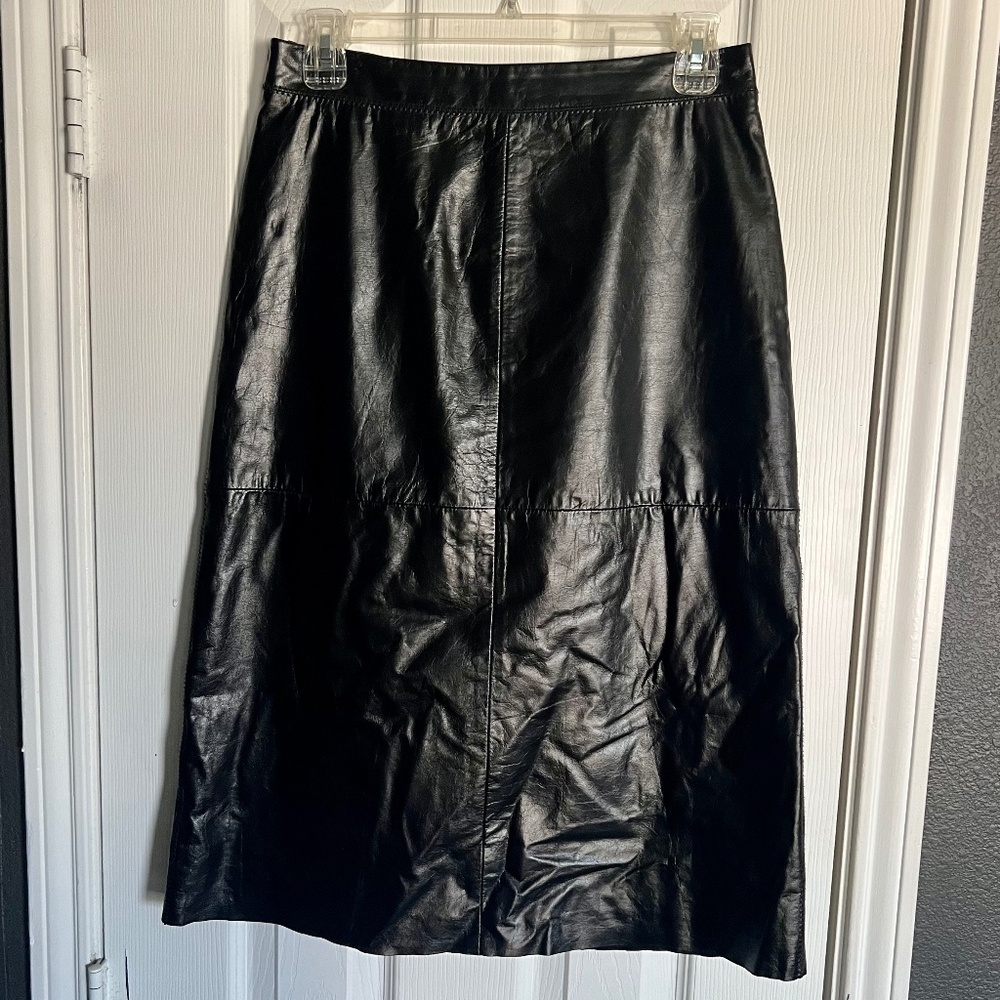 GAP Genuine Leather A-Line Fully Lined Skirt Sz 2